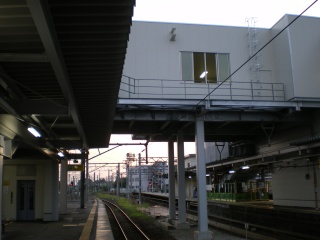 橋本駅4